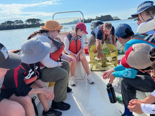 VIMS_DiveIn's tweet photo. Last week the latest cohort of participants in the VIMS REU (Research Experience for Undergraduates) program were at the VIMS Eastern Shore Lab in Wachapreague! This program offers students of all backgrounds a chance to engage in marine science. Looks like they had a blast! https://t.co/MnI6Nqir3C