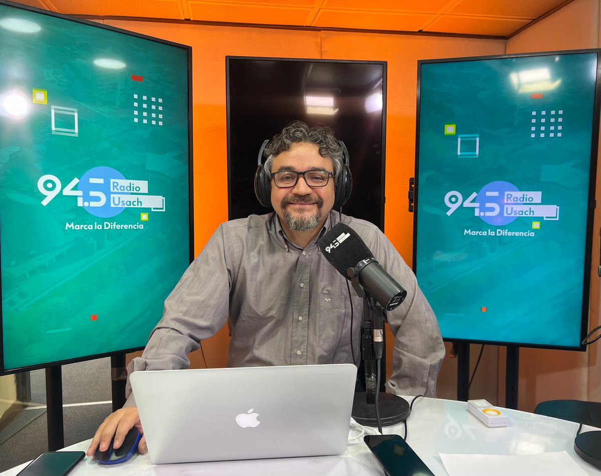 🟠🎙️ Hoy en #EnlaceUsach: 

👉<a href="/tatiurru/">Tatiana Urrutia</a> <a href="/RDemocratica/">Revolución Democrática</a> y <a href="/PatrickPobl/">Patrick</a> <a href="/i_respublica/">Instituto Res Publica</a> 

👉Radio Universitaria, heredera de UTE La Serena: Con Karina Damke, Dir.  <a href="/ulsradio/">Radio USerena</a>

👉¿Cómo enfrentarse a la PAES invierno? Con Patricia Gallero, psicóloga 

📻94.5  📲Diariousach.cl