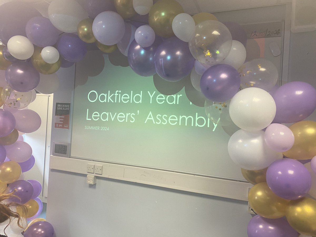 Year 11 leaving assembly at our Oakfield College.

So very proud of our students and looking forward to seeing their successes in the future.