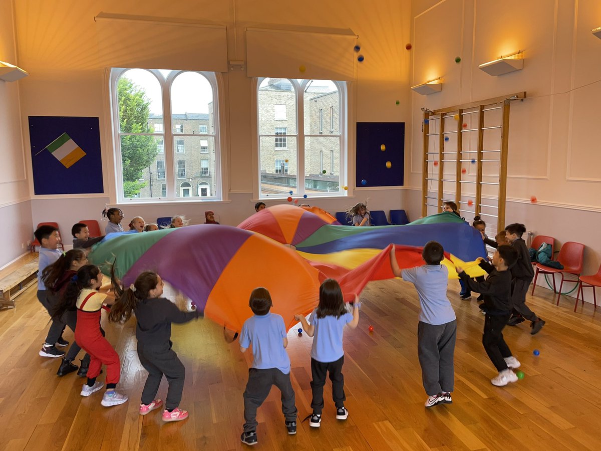 CentralModelInf's tweet image. We didn’t let the weather dampen our spirits today in CMIS and had great fun with our hoops and parachute in the hall! @ActiveFlag #ASW24