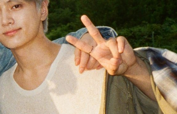peawpiew_'s tweet photo. untitle110624 - peaw pipat 

#02 on ted https://t.co/sgSKzLJAlD