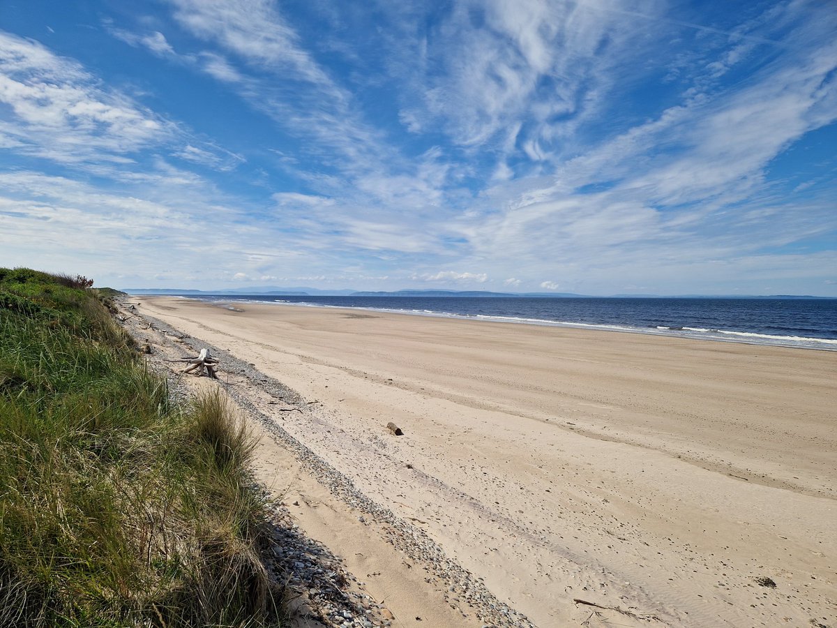 abzpaul's tweet photo. Hello #culbin #findhorn #Forres It's very windy....
#Scotland #loveukweather https://t.co/tmjti4iMAg