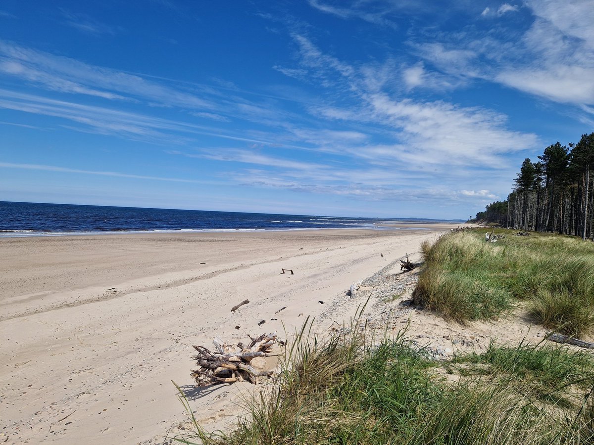 abzpaul's tweet photo. Hello #culbin #findhorn #Forres It's very windy....
#Scotland #loveukweather https://t.co/tmjti4iMAg