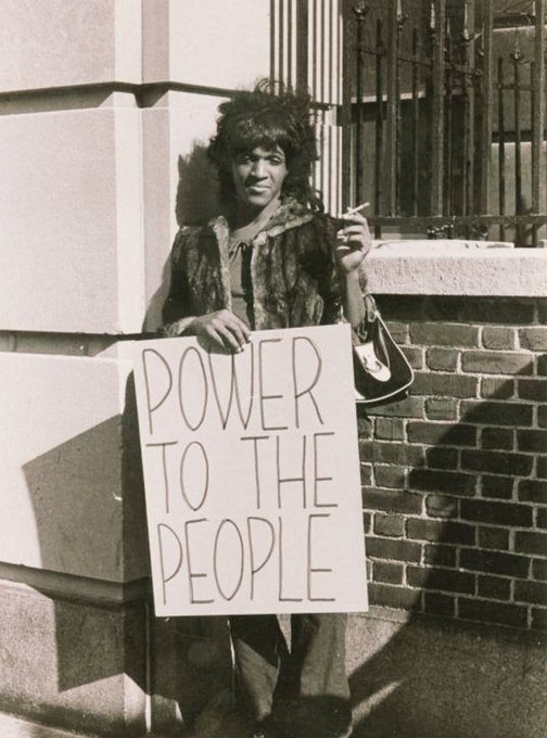 womensart1's tweet photo. Diana Davies, US photographer who documented the US Gay Liberation movement of the 1960s and '70s, including activist Marsha P. Johnson  #WomensArt https://t.co/66Sbapkx8V