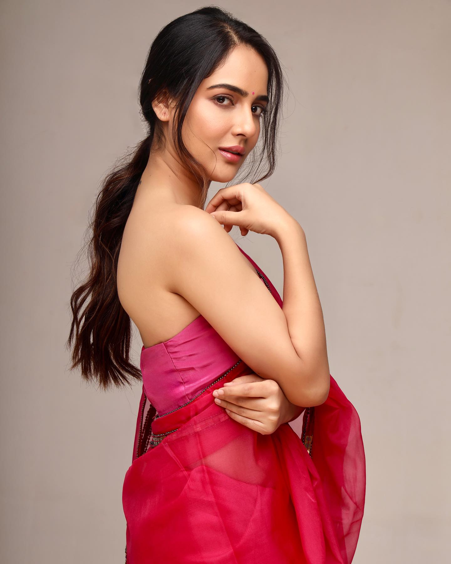 GP9M5BAbAAAsKCT?format=jpg&name=large