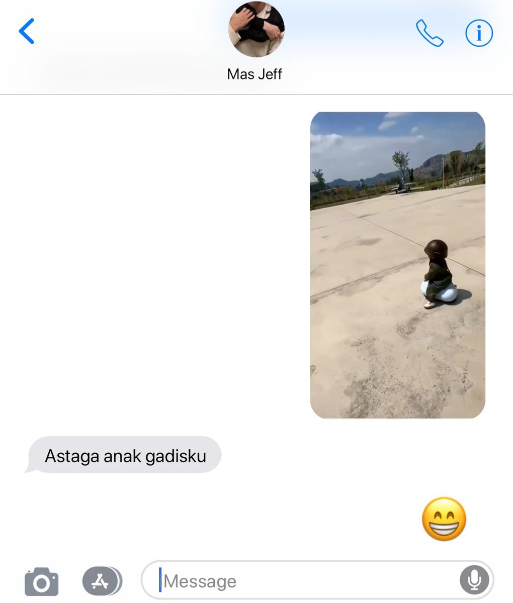 heatherday_'s tweet photo. Perbedaan Mas Jeff dan Luna kalau ngurus si bungsu https://t.co/R37v5oDvbX