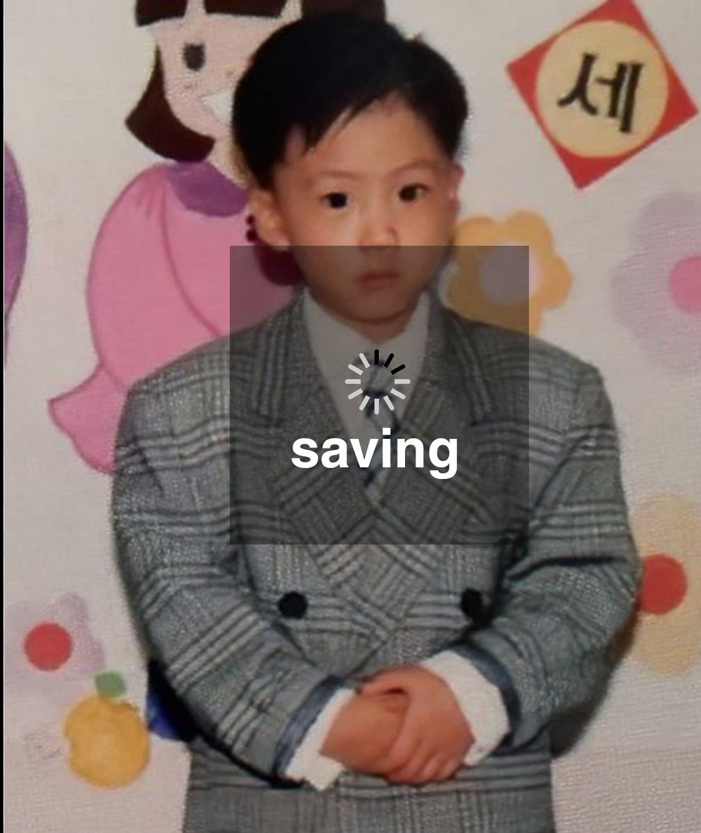 mhereonlyforbts's tweet image. I'm not crying, u are🥺😭