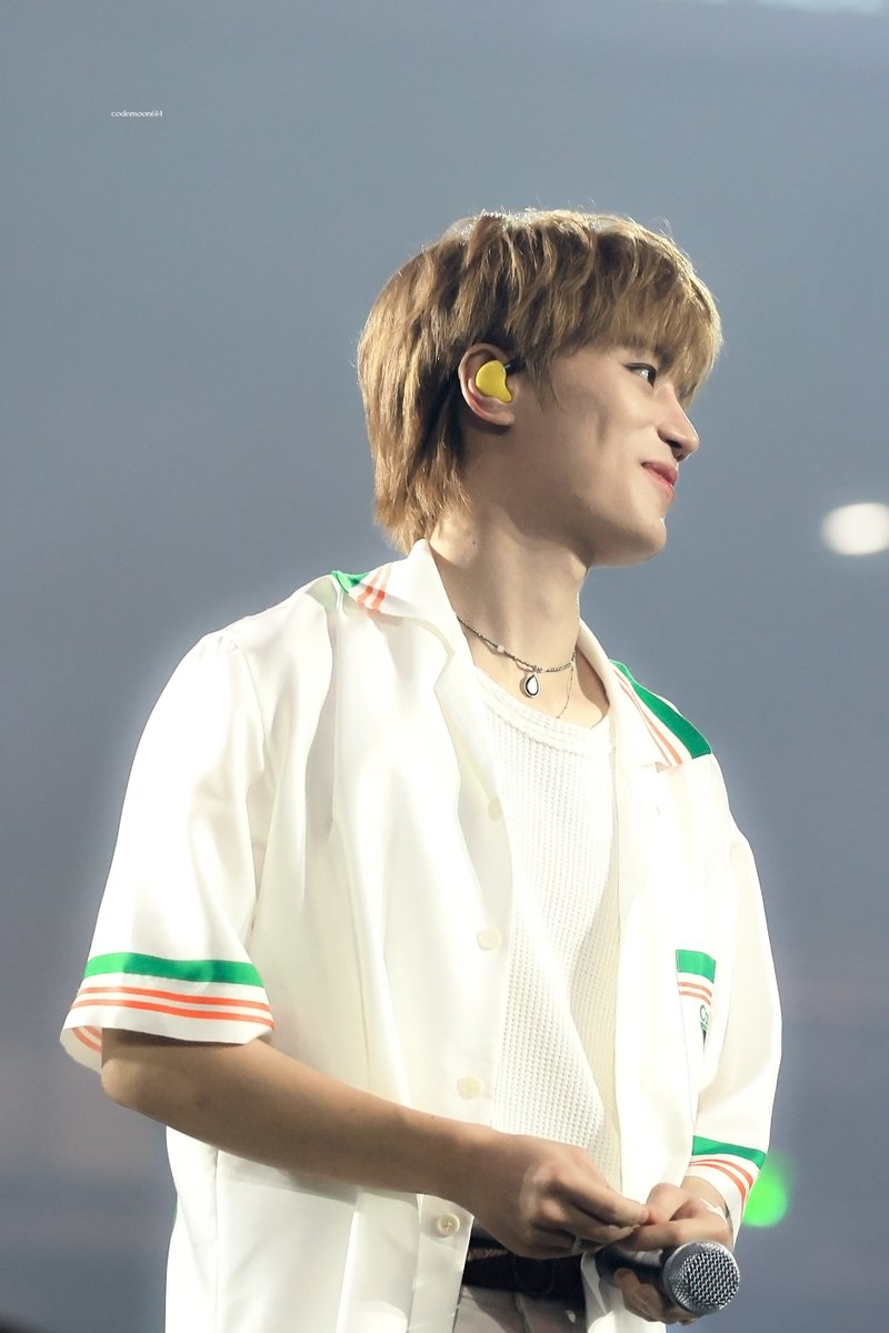 나의 소중한 달님, 태일아 생일 축하해💛
맑고 밝은 미소를 가진 태일이를 사랑하는 사람들이 주변에 가득 했으면 좋겠다💛 6월 14일 이라는 어쩌면 평범하게 지날수있는 날이 태일이를 만나고 너무나 소중해졌어. 찬란한 여름을 닮은 너와 아름다운 날들을 앞으로도 함께 쌓고싶어. 사랑해, 태일아💛