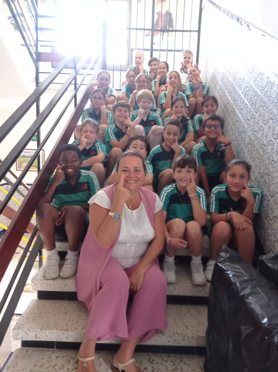 Colegio Santa Isabel RR Filipenses tweet media