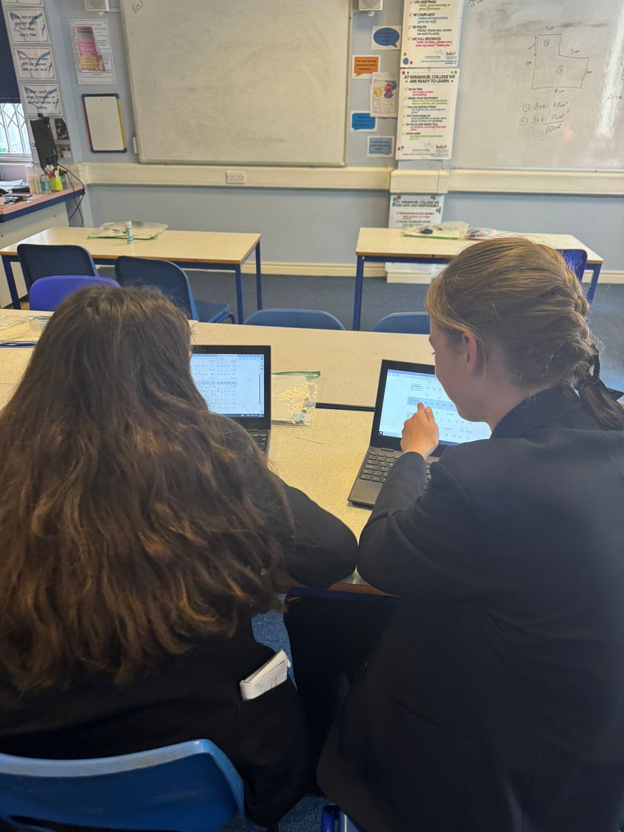ImmanuelBD10's tweet photo. This month in our Eco-Committee, members were involved in a research opportunity with @globalactplan  and Researchers at the @UniofBath. The project explores young people’s values by students completing surveys to contribute to a wider understanding of values... https://t.co/V0tzFNje71