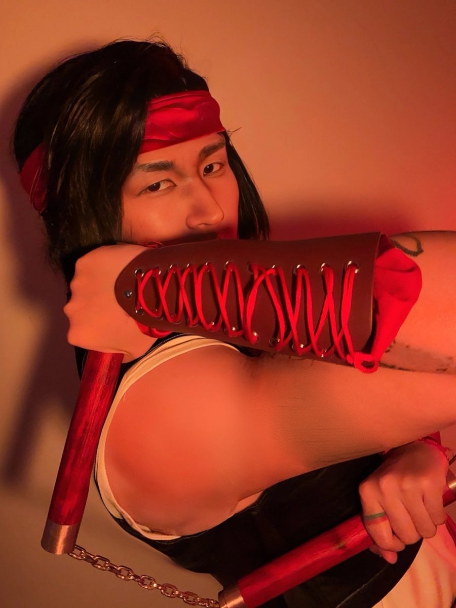 Ssinn626's tweet photo. #liukang #mk11 #cosplay 好难模仿…各种意义上… https://t.co/bJXTWgmz6v