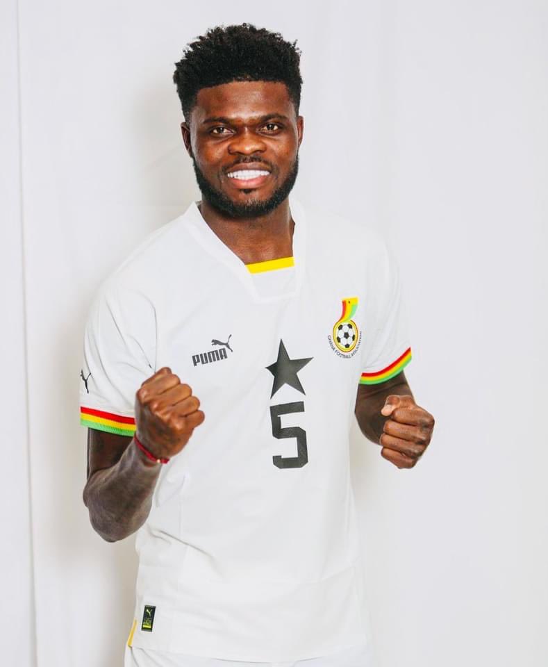 To this amazing talent, a brother from another mother. Happy birthday, Thomas Partey 😍🙏

Ghana Black Stars ⭐️ is lucky to have you.🇬🇭❤️