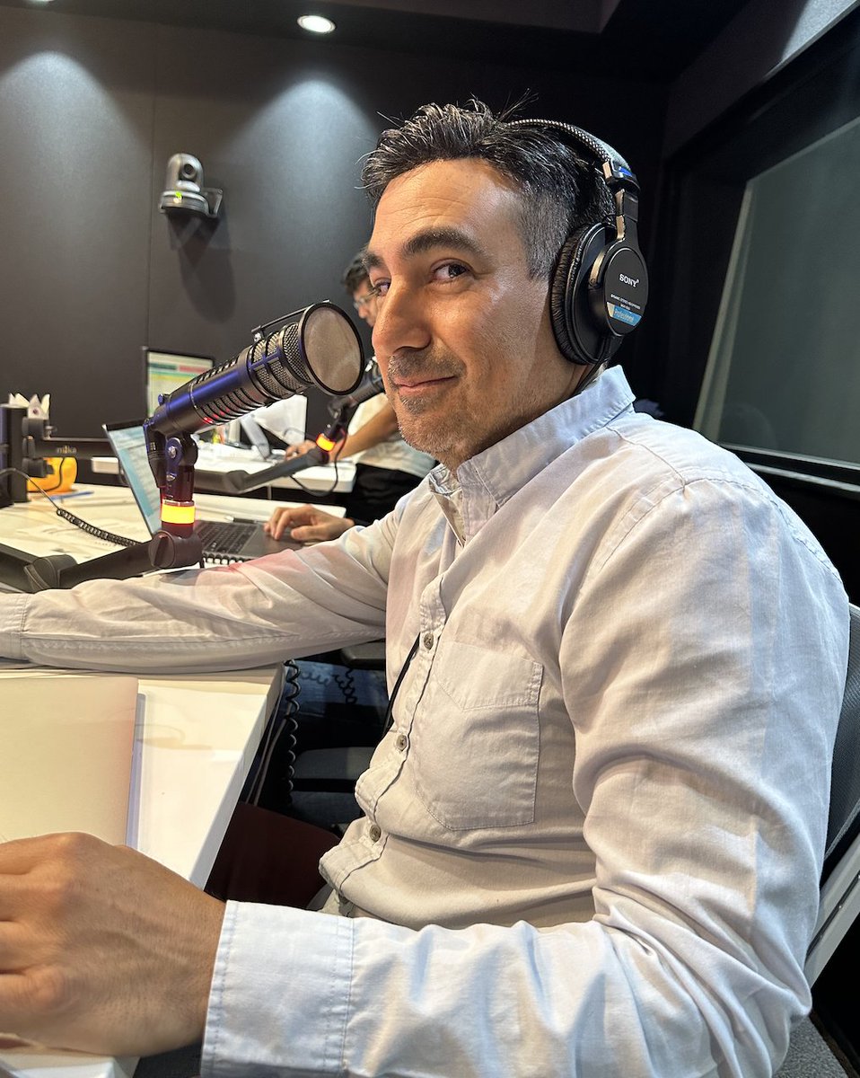 GOOD MORNING!!

<a href="/ProducerEddie/">Eddie</a> has had his new hair for almost 24 hours now!! How did his wife react when he went home? We're hearing now! iheart.com/live/iheartcou…