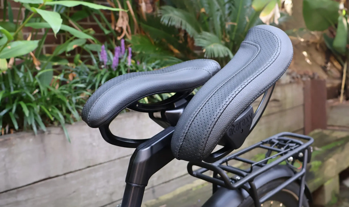 vabsRider's tweet photo. ‘Ideal Bike Saddle’ Moves Under Your But as You Pedal.  VabsRider, the ‘world’s first virtual axis bicycle seat,’ is an innovative bicycle saddle featuring two sides that move independently as you pedal to distribute the load more evenly for a more comfortable ride. #innovation https://t.co/3uFC2vZkEp