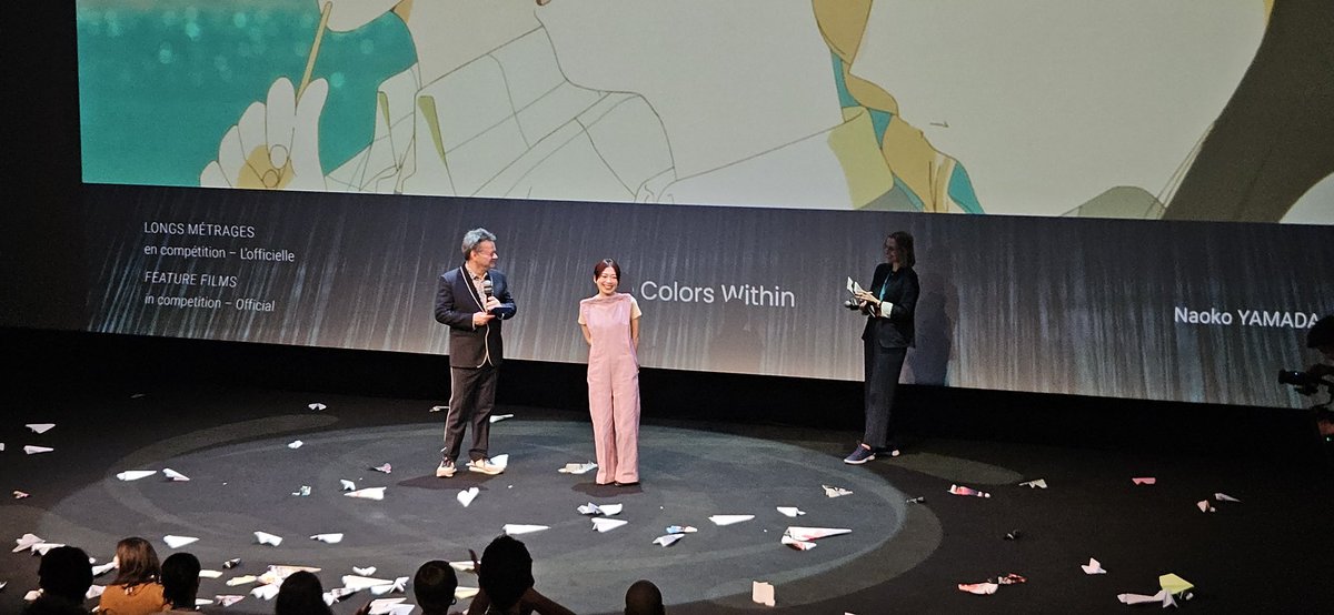 canm0m's tweet photo. i was in this audience! standing ovations before and after the movie, v deserved. glad we could let yamada see how much we love her work ^^' https://t.co/5IEdSZqiSE