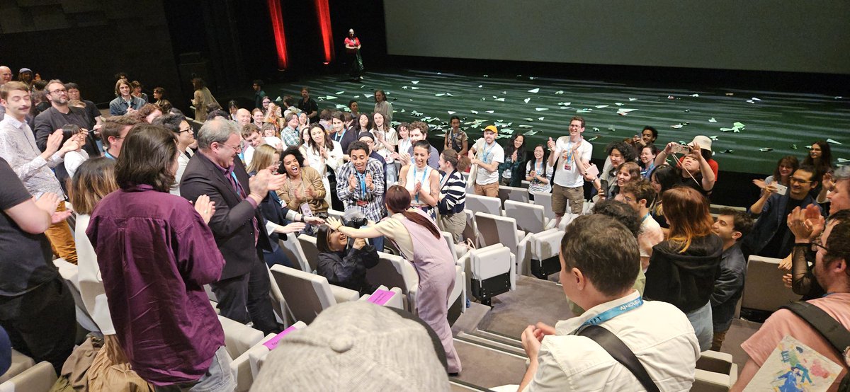 canm0m's tweet photo. i was in this audience! standing ovations before and after the movie, v deserved. glad we could let yamada see how much we love her work ^^' https://t.co/5IEdSZqiSE