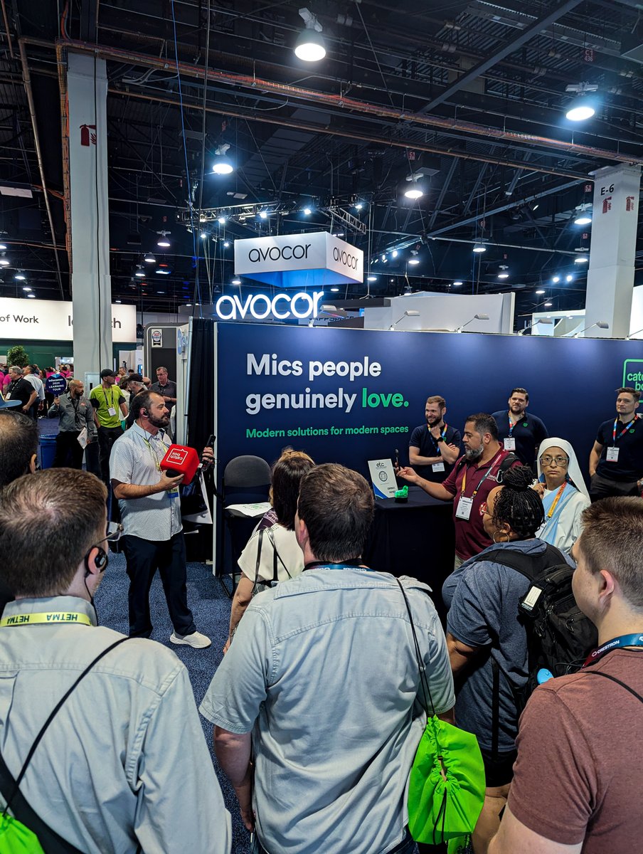 catchbox's tweet photo. Day 1 at @InfoComm was incredible! 🚀
We’re excited to see so much interest in our new Catchbox Plus system. Highlight of the day - @HETMA_org booth tour by @Ryan_A_Gray. 🤩
📍Find us at Central Hall, Booth #C5663.

#catchbox #infocomm2024 #avtweeps #avgeek #ProAV #edtech https://t.co/VwRbnZ1KDo