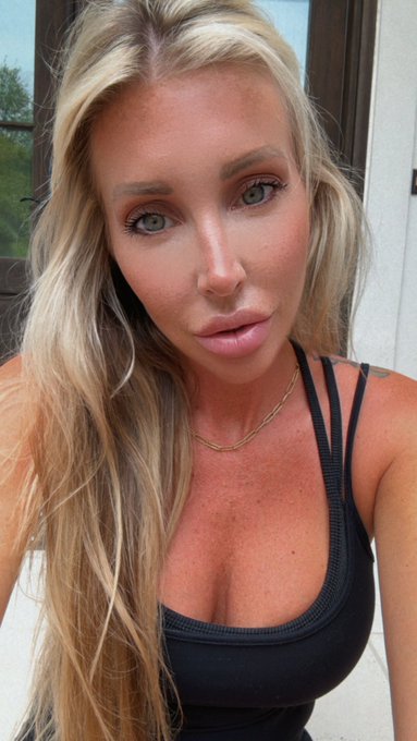 🖤 https://t.co/0B0dZi658b<a href="/tag/newprofilepic"class="tags"><span>#newprofilepic</span></a>