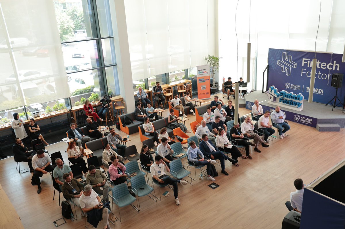 atasehirbld's tweet photo. 🚀Finansal teknoloji dünyasında unutulmaz bir buluşmaya ev sahipliği yaptık!

İNOVATA'da gerçekleşen etkinlikte sektörün önde gelen isimlerini ağırladık. Finansal teknoloji alanında faaliyet gösteren, Macaristan'ın önde gelen yenilikçi startup'ların sunumlarını dinledik. #FinTech https://t.co/F8hl8F6rdM