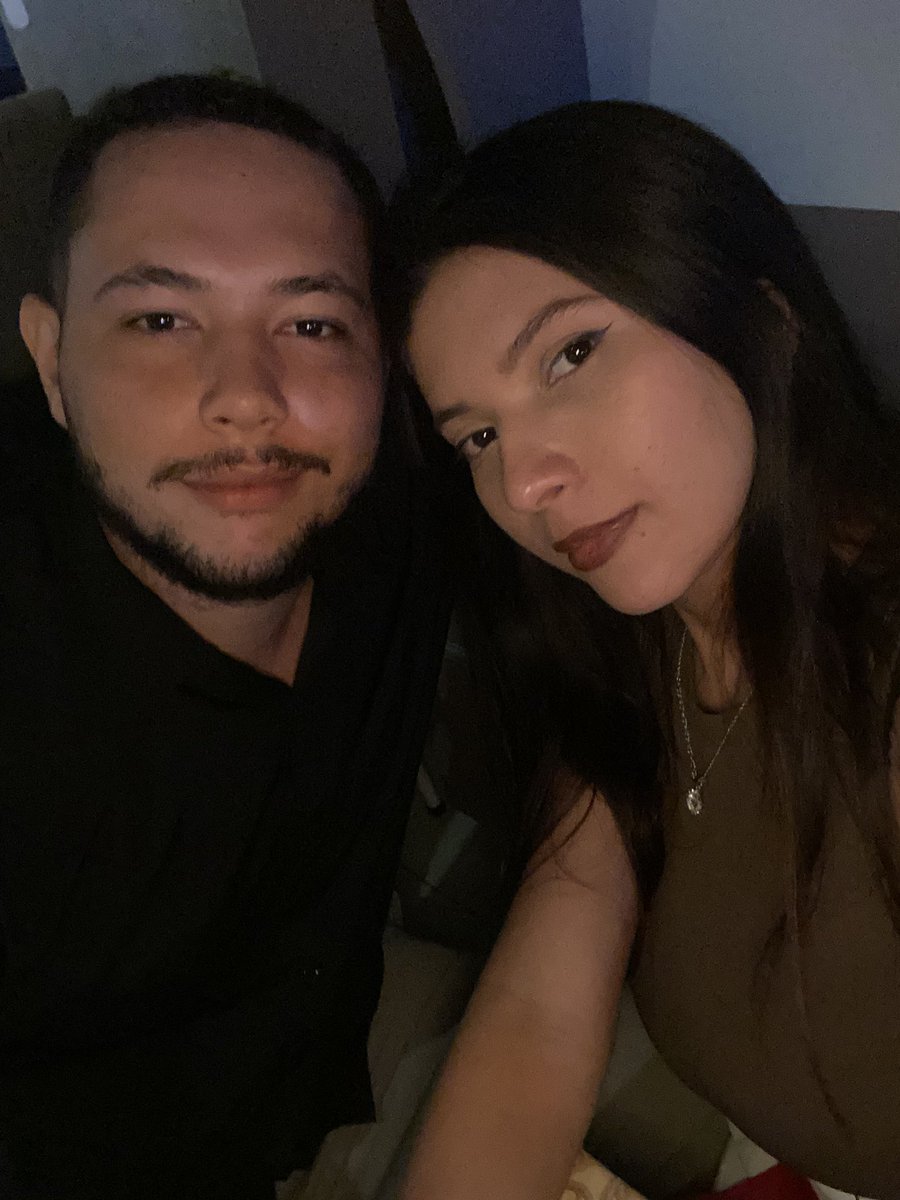 llaydas's tweet photo. 12/06 ❤️✨ https://t.co/RqlWYcp3xL