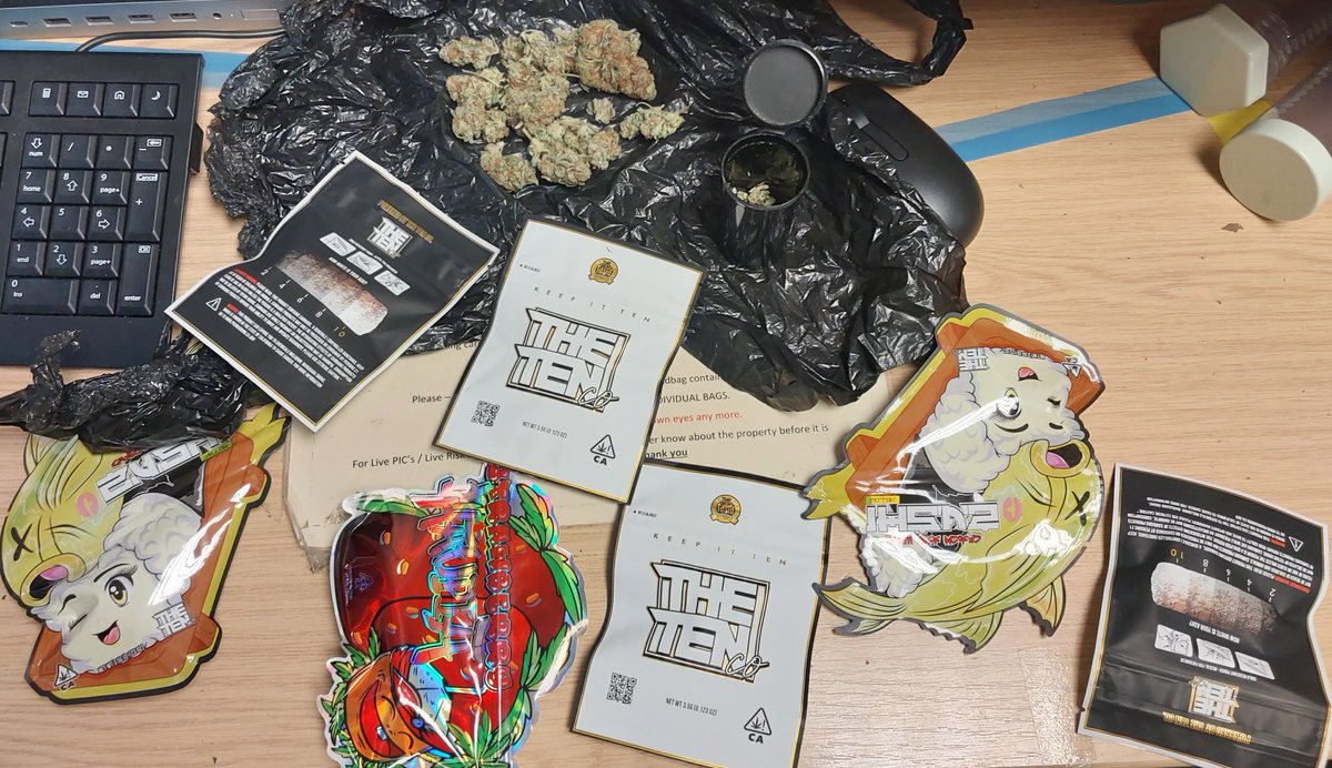 EttingshallWMP's tweet photo. Vehicle stopped for road traffic offences.
Officers noticed a strong smell of cannabis coming from the vehicle.. After a section 23 stop and search we have seized this from the male and vehicle.
#section23
#stopandsearch
@WolvesPolice https://t.co/YOQgWaim8u
