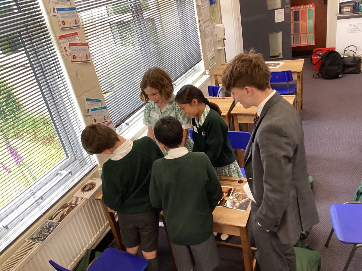 PrincethorpeCol's tweet photo. In the second of two Foundation workshops this week, our Lower Sixth historians visited Crescent School on Tuesday 11 June for a discussion on all things Tudor. 
#princethorpecollege #crescentschool #tudorworkshop #foundationforlife https://t.co/xWEwZEnDnN