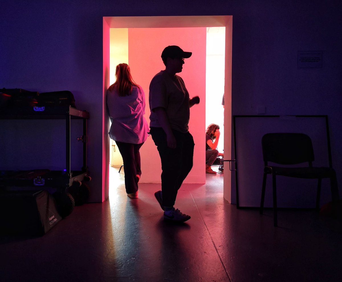 A fantastic two day course just run in the weekend with @albafernandezdp. 12 participants got to experience hands on camera and lighting work with actors. Many thanks to <a href="/TalentAcademies/">National Talent Academies</a>, <a href="/goreyartschool/">Gorey School of Art</a>, Innovations Theatre School, Gorey Little Theatre. <a href="/dandpproducts/">Camerakit.ie</a>.