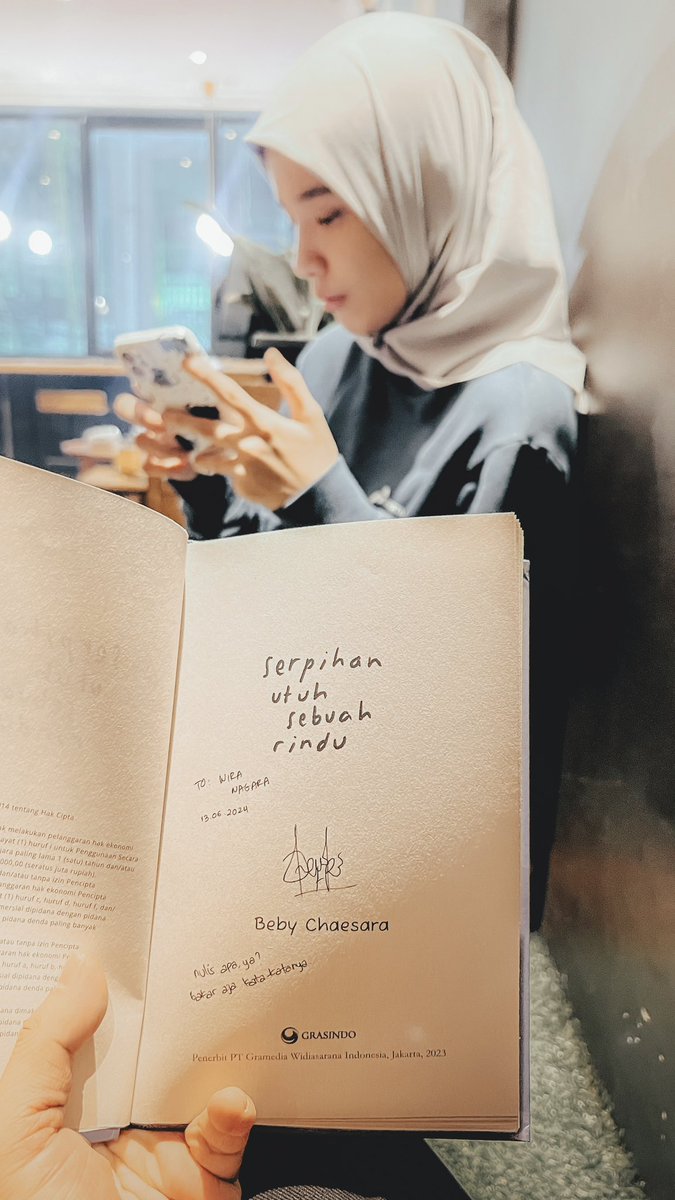 Lalu, apakah serpihan itu akhirnya dilengkapi? Atau rindu akan tetap berujung sepi?