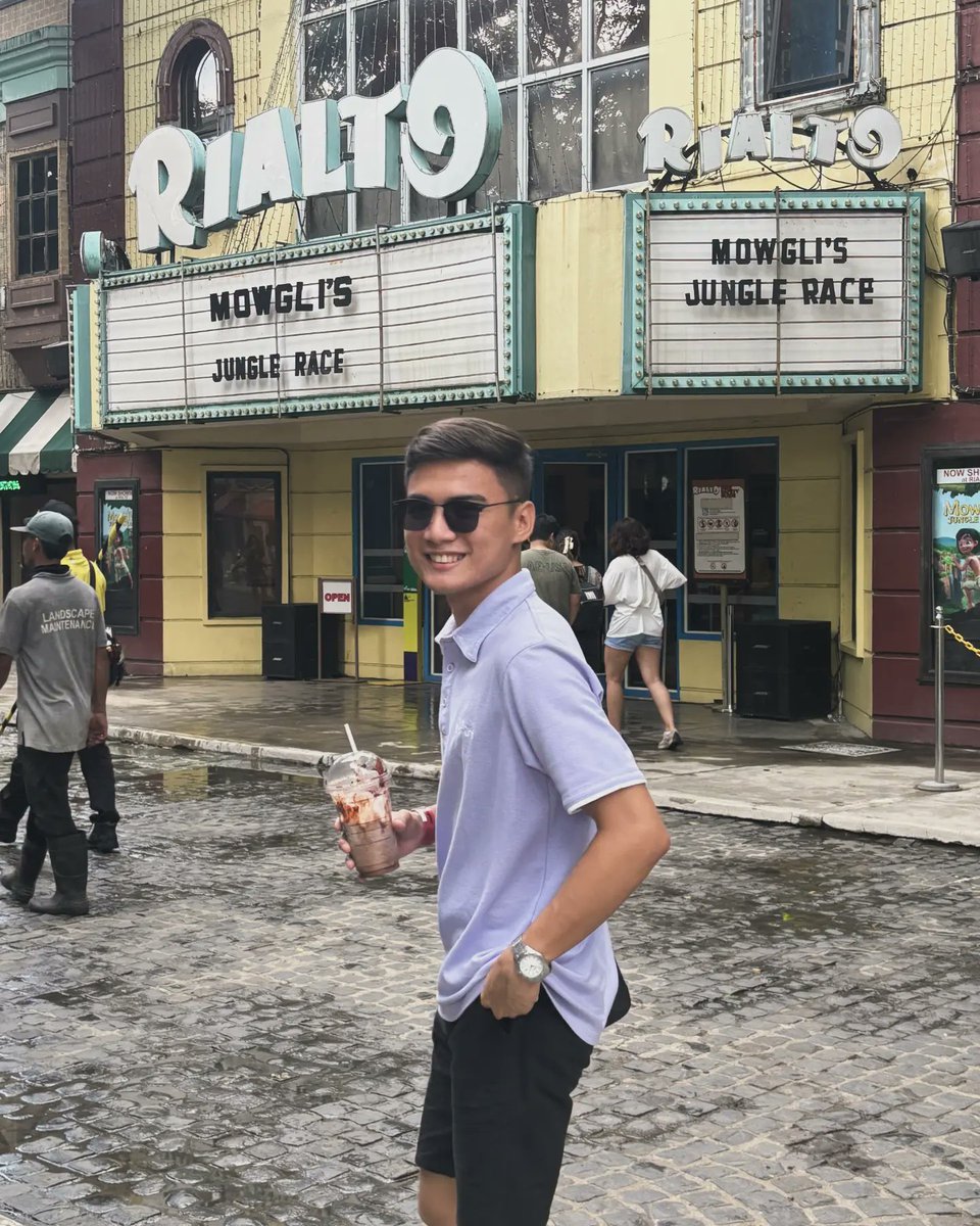 imroicedrick10's tweet photo. Choosing happiness every single day. ✨ https://t.co/qO228glKjx