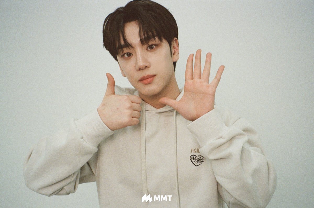 ⏪A.C.E 2024 US Tour [REWIND_US]

Getting closer and closer to #CHOICE!!
See you all in 6 days 🩵

Get your tix HERE!👇🏻
Ticket🎫 mmt.fans/bwAU
M&amp;G📸 mmt.fans/bwv9

#ACE_2024USTour_REWINDUS
#ACE_REWINDUS #FindMyCHOICE 
#ACE #에이스
