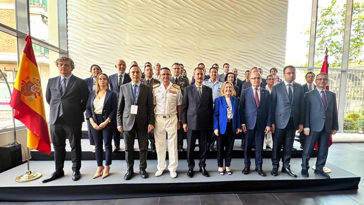 Prof. Dr. Haluk Görgün (@halukgorgun) on Twitter photo Cumhurbaşkanımız Sn. <a href="/RTErdogan/">Recep Tayyip Erdoğan</a>’ın liderliğinde Türkiye-İspanya 8. Hükümetler Arası Zirvesi için Madrid’teyiz. Cumhurbaşkanımız Sn. <a href="/RTErdogan/">Recep Tayyip Erdoğan</a>’ın liderliğinde Türkiye-İspanya 8. Hükümetler Arası Zirvesi için Madrid’teyiz.
