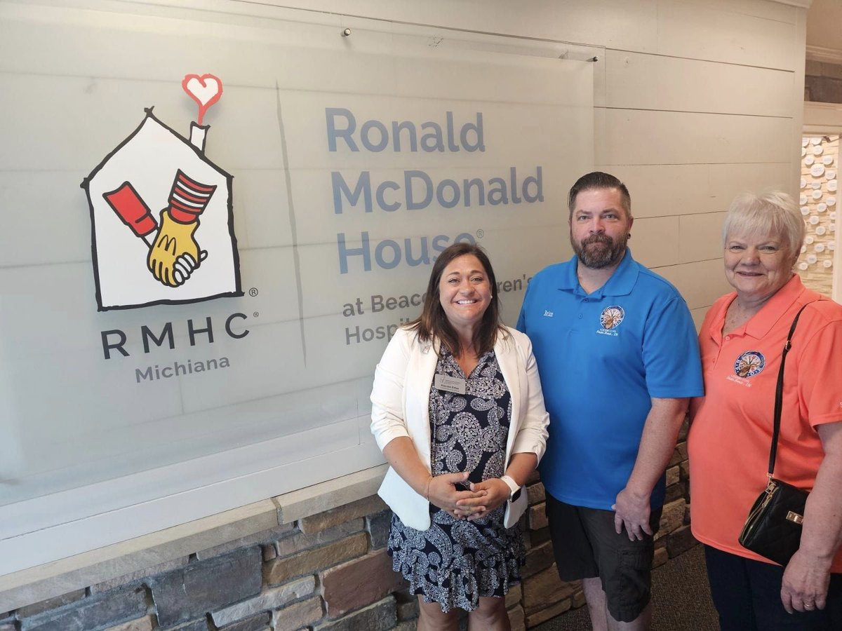 Thank you to Brian Stokes, Luci Jordan, and everyone at South Bend Elks 235 for supporting our mission with their $2,000 Gratitude Grant to help fund our Comfort &amp; Care Bag programs!