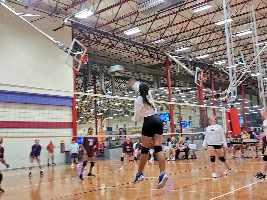 Eva Beckley tweet media