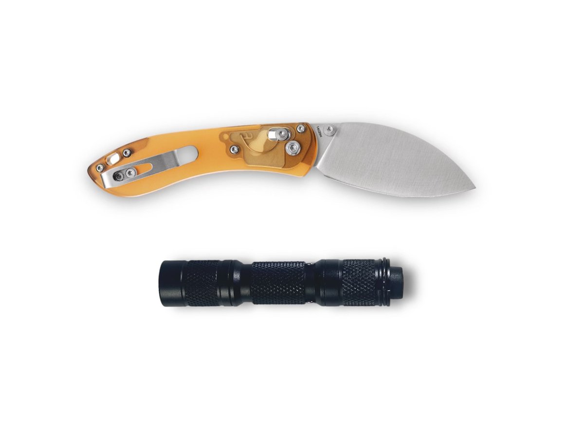 countycomm's tweet photo. It's here!🔥VOSTEED & CountyComm Exclusive Collab: Ultem® Kit - Mini Nightshade - Only 500!🔥
.
.
.
.
.
#kit #maratac #collab #vosteed #knife #knifenerd #knifeporn #edc #pocketdump #clip #exclusive #nightshade #mini #everydaycarry #cc #ccedc #countycomm https://t.co/JqTNZrWkja