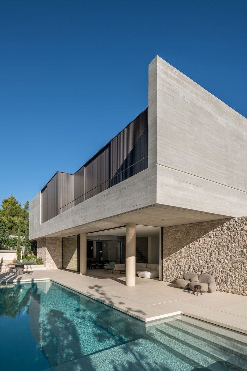 Archello's tweet image. Residence in Dionisos
by DESYPRI &amp;amp; MISIARIS Architecture
buff.ly/3VFNOrd 

Photo: George Sfakianakis