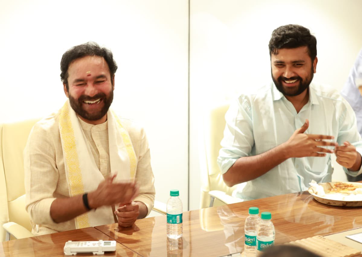 agasthyakantu's tweet image. Congratulations to both @kishanreddybjp &amp;amp; @bandisanjay_bjp for assuming the charge as ministers in #ModiCabinet3. Hoping your contribution to the nation will march #Telangana also into positive growth.