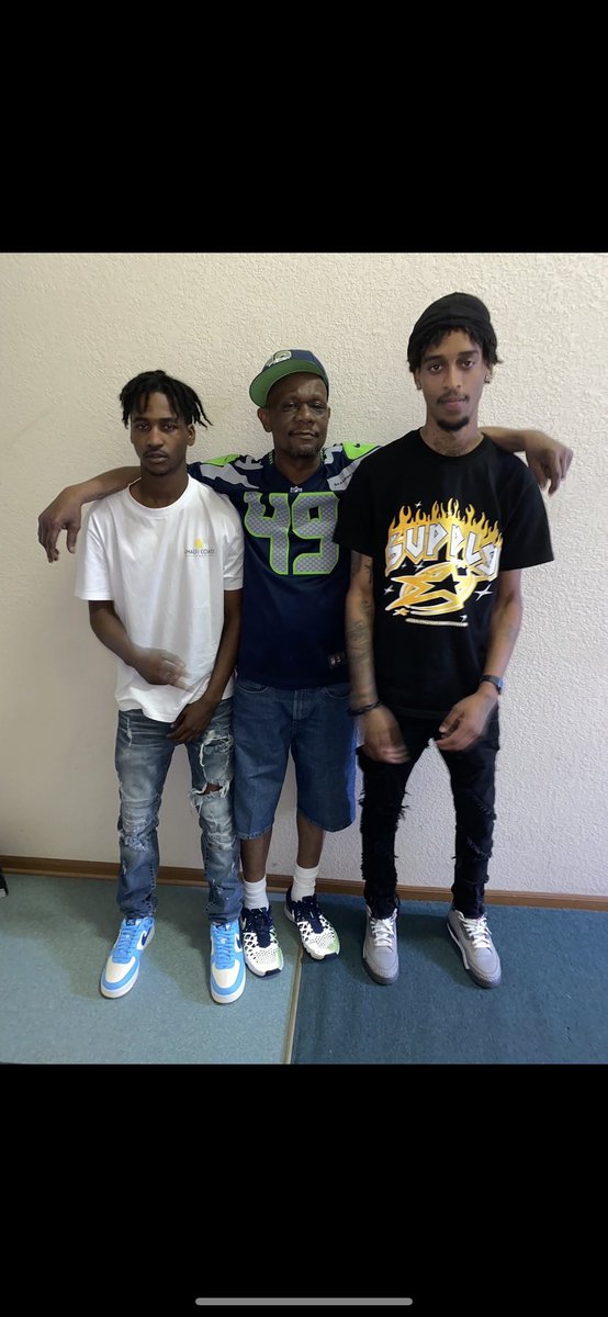 von_mula's tweet photo. 🖤 https://t.co/SFUCFaZKSy