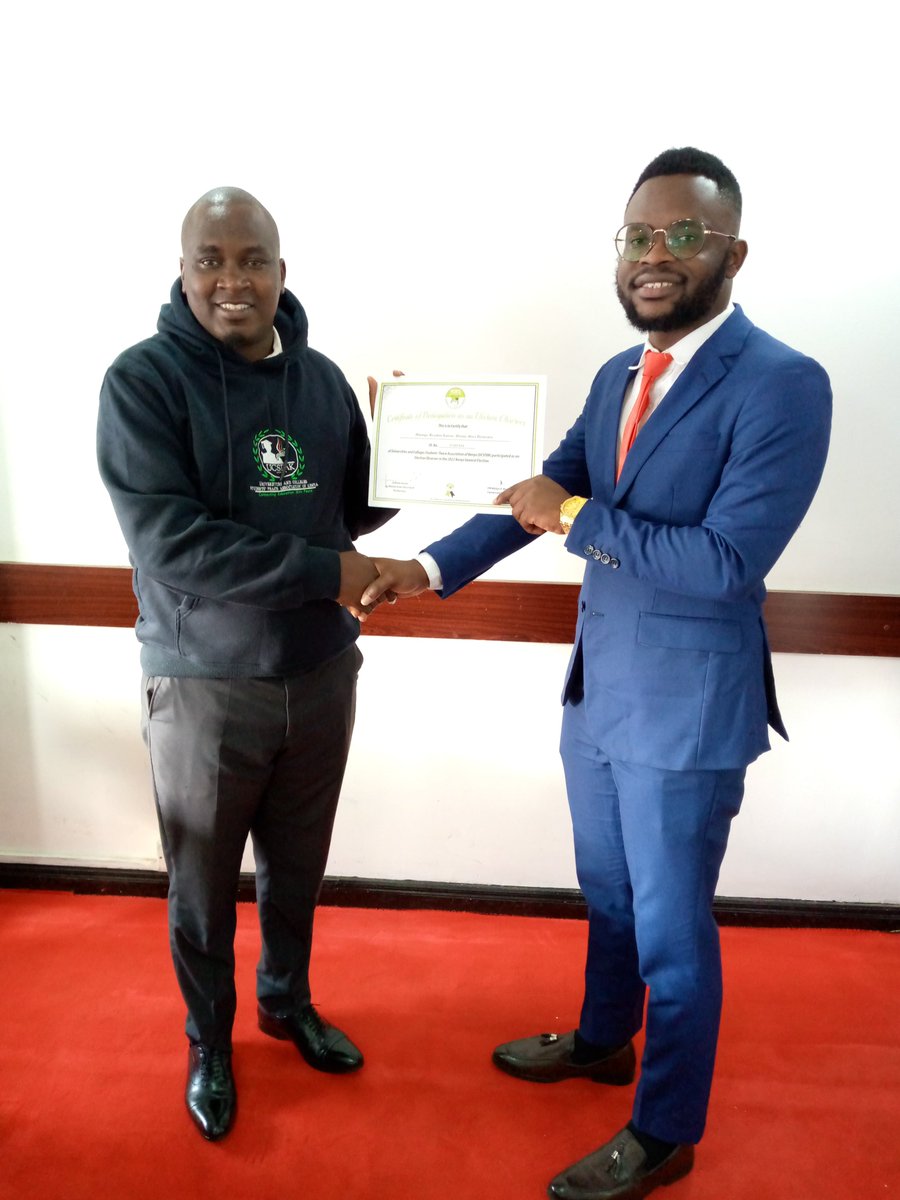 UcspakOfficial's tweet photo. 1/2 - Our CEO, Allan Chacha this afternoon presented a Certificate of Appreciation, Certificate of qualification as trained Voter Educator, & Certificate of Participation as #GE22 Election observer to Brandon Justine @MMaraUniversity former MMUSA Secretary. This underscores his https://t.co/w25UCeOtUf