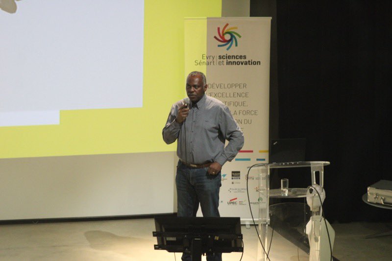 EvrySenartScIn's tweet photo. [#RechercheInnovation]
📢 #ColloqueESSI en direct 

Paul-Eric DOSSOU, Carole SCHOTT et Émilie MANRY nous expliquent les concepts de la santé 4.0 au service de l’inclusion ! 

👉 Rendez-vous sur le campus @imt_bs et @TelecomSudParis jusqu’à 17h

@icam_fr @CHSF91 https://t.co/NsrxAa8hPv