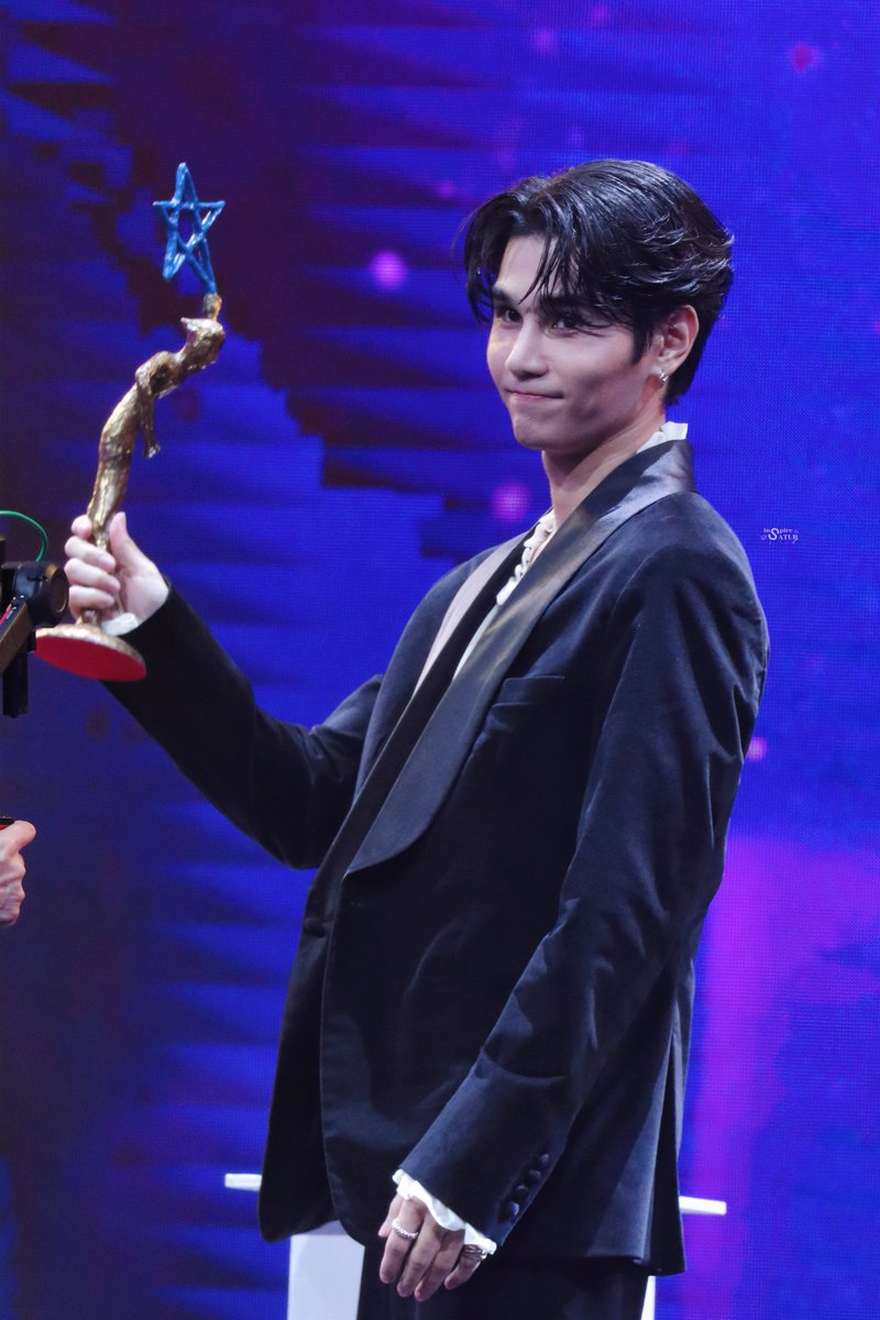 inspiresatur's tweet photo. น้องเต้บบบบ 🤏🏻

･ﾟ:* @jeffsatur ૮🪐 ྀིა #JeffSatur ･ﾟ:*  
#9entertainAwards2024xJEFF
#9entertainAwards2024 https://t.co/MTO9NToZNN