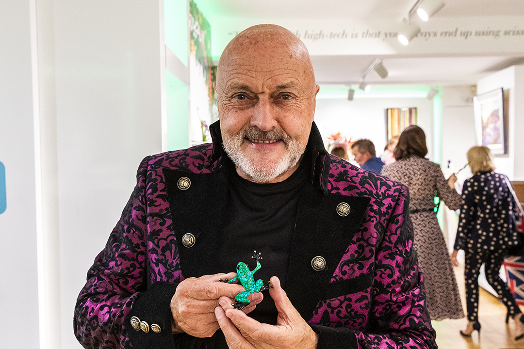 We can't wait to welcome Tim Cotterill back to the gallery this year!🐸 Fancy joining us, and the Frogman himself, for an evening full of new frogs, engraving and getting to know the man behind the sculptures?

Reach out to reserve your spot on the guest list.