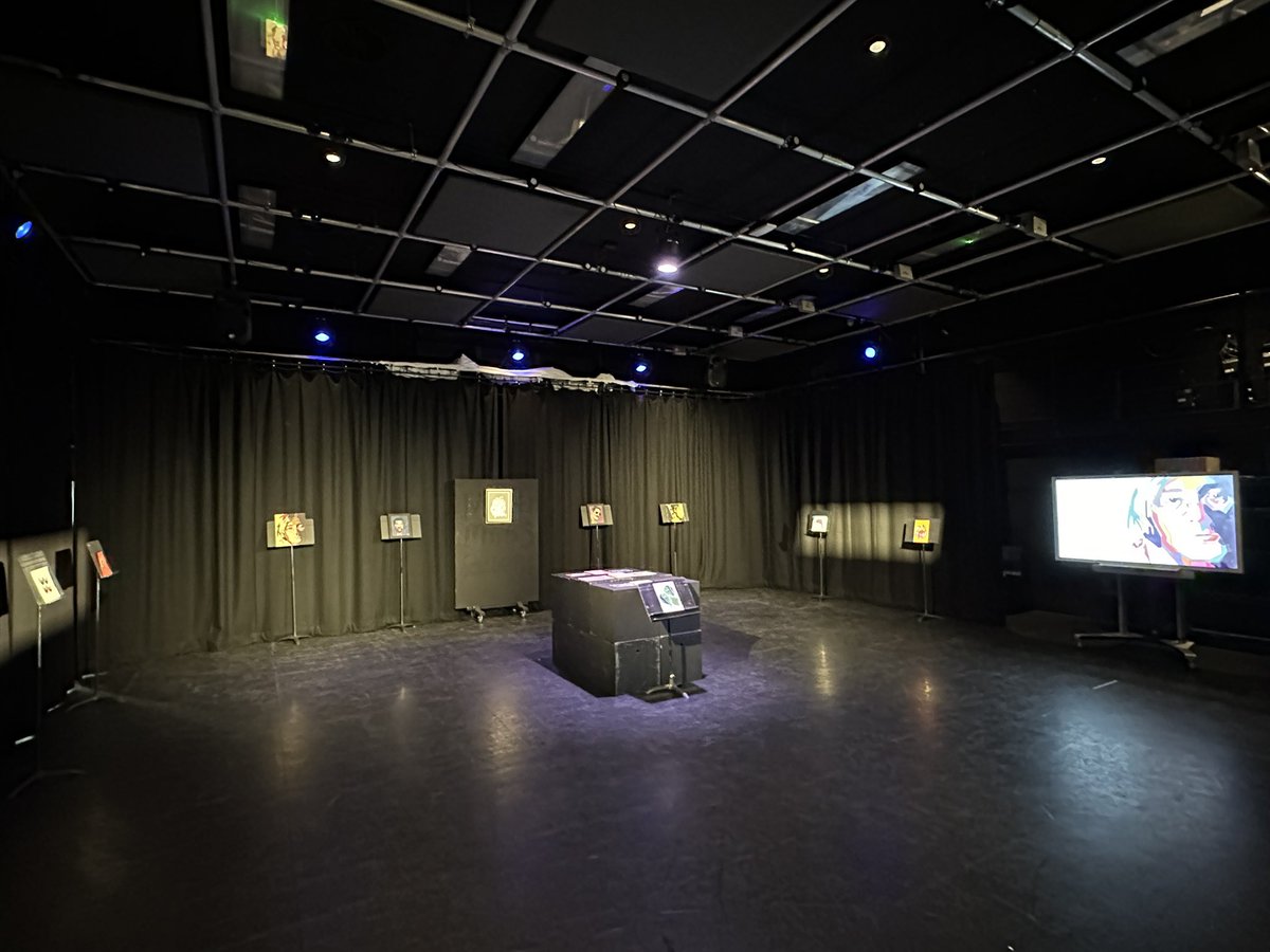KSWDrama's tweet photo. This afternoon we have transformed the Wightman into a pop up Gallery for Isabella’s Gold @ArtsAward project. Pop up and see if you are on site. #ShapedByKings https://t.co/gBSvtgeRmq