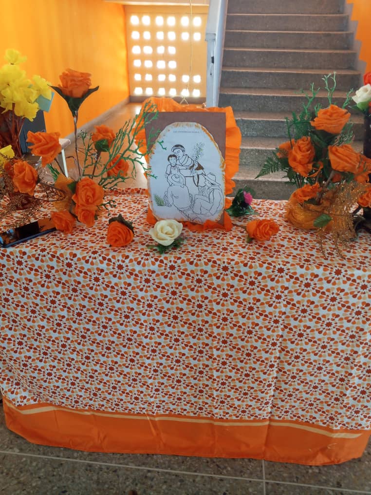 #Entérate. Acto Cultural Bailable  de los Estudiantes celebrando el día de San Antonio en la  E.B Inés Lucía Yépez.
 #12 de Junio <a href="/NicolasMaduro/">Nicolás Maduro</a> <a href="/_LaAvanzadora/">Yelitze Santaella</a> @MPPEDUCACION <a href="/Fundabit_/">FundabitOficial</a> <a href="/leivi24/">Leivi/Oceanía</a> <a href="/cdcelara/">Centro de Desarrollo de la Calidad Educativa Lara</a> <a href="/EleamerAbdala/">Eleamer Elkatrib</a> <a href="/Dimary08/">D!mary_Anzola</a> <a href="/Fundabitlara01/">Fundabit Lara</a>