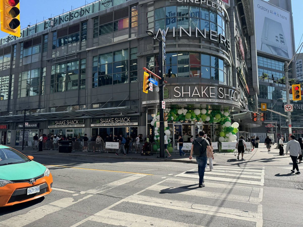 The current lineup at Shake Shack - new location at Yonge and Dundas, set to open at 11am. To be honest, I thought it would be longer. 
For the record, I will not be standing in this line.
