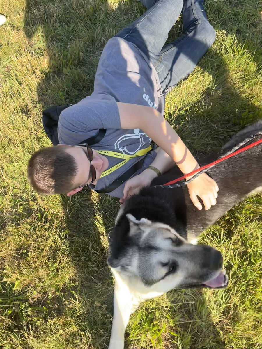 BoilerVetCamp's tweet image. Hanging out with our favorite boy this morning after completing his physical exam! #TeamDiesel ⛽️
