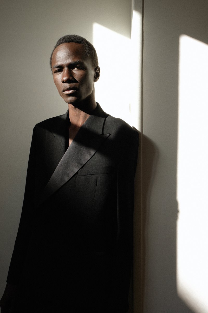 walesbonner's tweet photo. Malick Bodian wears the Autumn Winter 2024 Rise Jacket, made in Italy from fine tailoring wool.

First arrivals launch Friday June 14th, exclusively at https://t.co/fG3q6ZoaIR
⠀⠀⠀⠀⠀⠀⠀⠀⠀
Photography Angèle Châtenet 
⠀⠀⠀⠀⠀⠀⠀⠀⠀
#WalesBonner #DreamStudy https://t.co/oEUbzZBRfS
