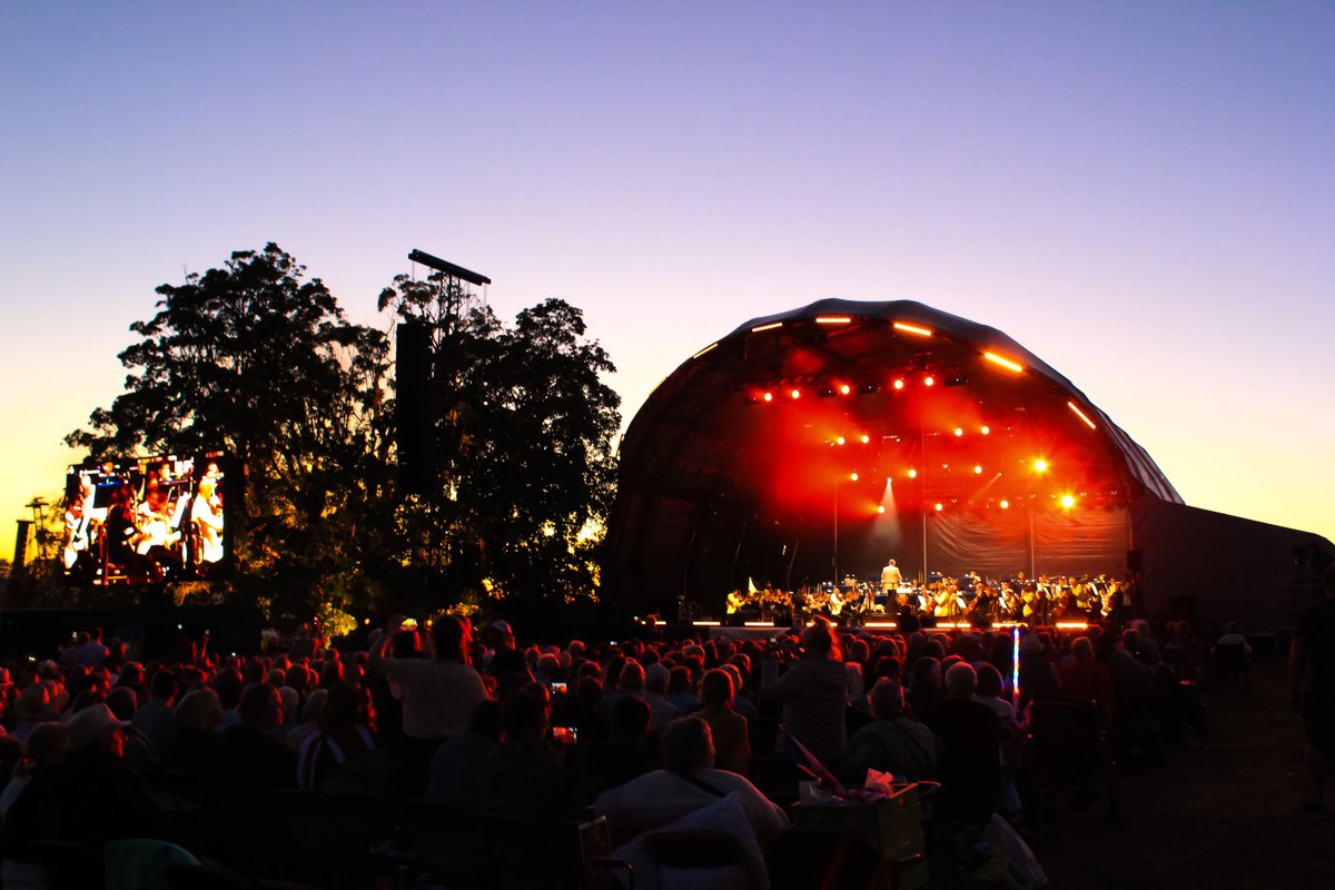 leedscastleuk's tweet image. One month to go 🎶✨ A memorable evening of music at the Leeds Castle Concert is just around the corner! 

📅 Date: 13th July 2024
🎟️ Tickets: zurl.co/FqQF  

#LeedsCastleConcert #LiveMusic #KentEvents