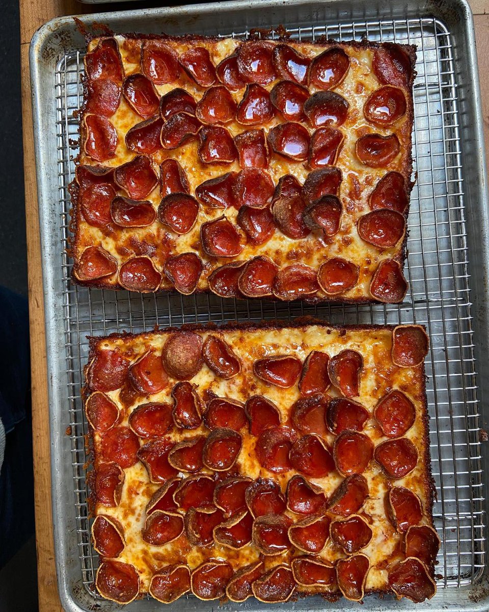 We just received a 5-star Google My Business review from Jamie “cube” Holding: 'Amazing pizza! Will visit again whenever I'm in San Francisco.' Thank you, Jamie! 🍕 #SquarePieGuys #FiveStars