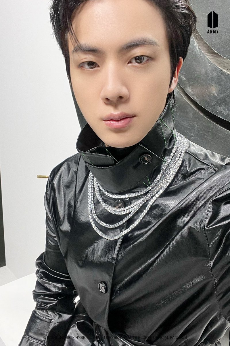 purpleloveplus's tweet photo. [MEMBRESÍA - ARMY]📸

¡Selfies especiales de BTS para ARMY en celebración del FESTA 2024!

©BTSMoments_ | @BTS_twt #BTSARMY https://t.co/y1vnLm1ca1