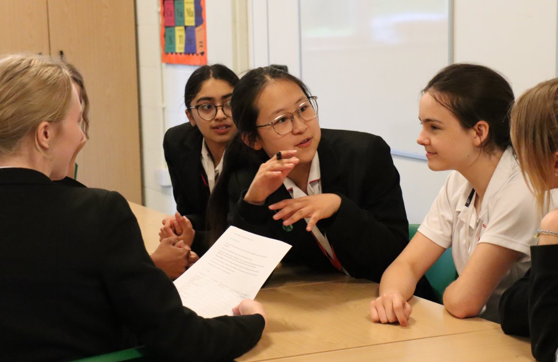 PipersCornerSch's tweet image. It was great to see students in #PipersYear10 and #PipersSixthForm come together today to get their preparations done for a Pipers Mock General Election.  

After choosing what parties they wanted to represent, they worked hard on their leadership, putting forward their policy…